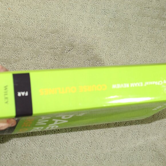 Wiley CPAexcel Exam Review Study Guide FAR 2016 - Picture 3 of 6